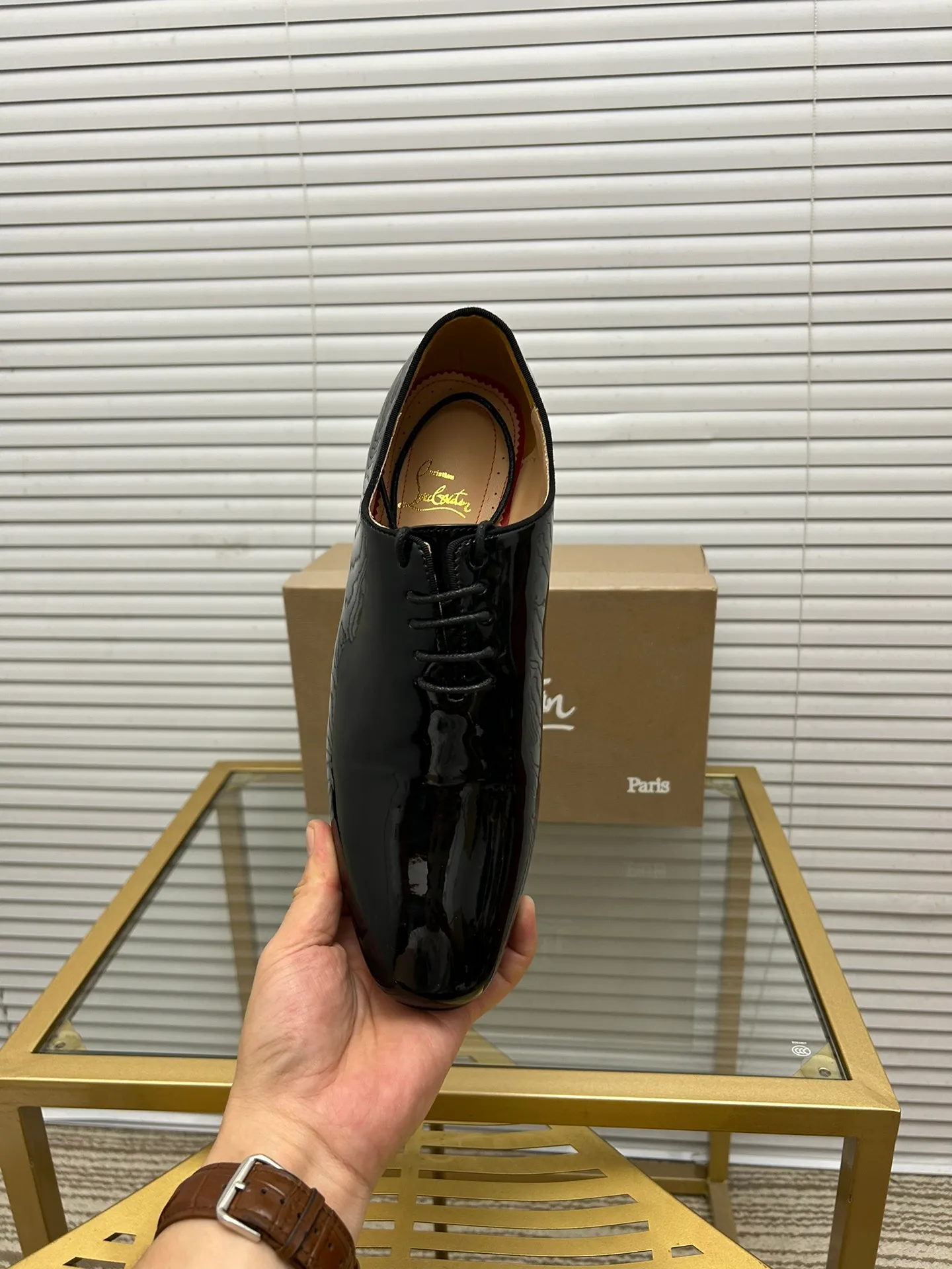 (Customized model) Ex-factory price is 500. christian louboutin (CL red sole shoes) counter series, casual leather shoes for couples 📢 📢 📢 Exclusive hot style release 🎈🎈💪 Movable latex feet 👻 Finished outsole line [Proud] 😝Female 35-40# Male 38#-46, global supply😝 [Top version]: Original imported genuine leather upper, top original leather lining, original molded TPU outsole, original 1:1 detail processing, original shoe last,